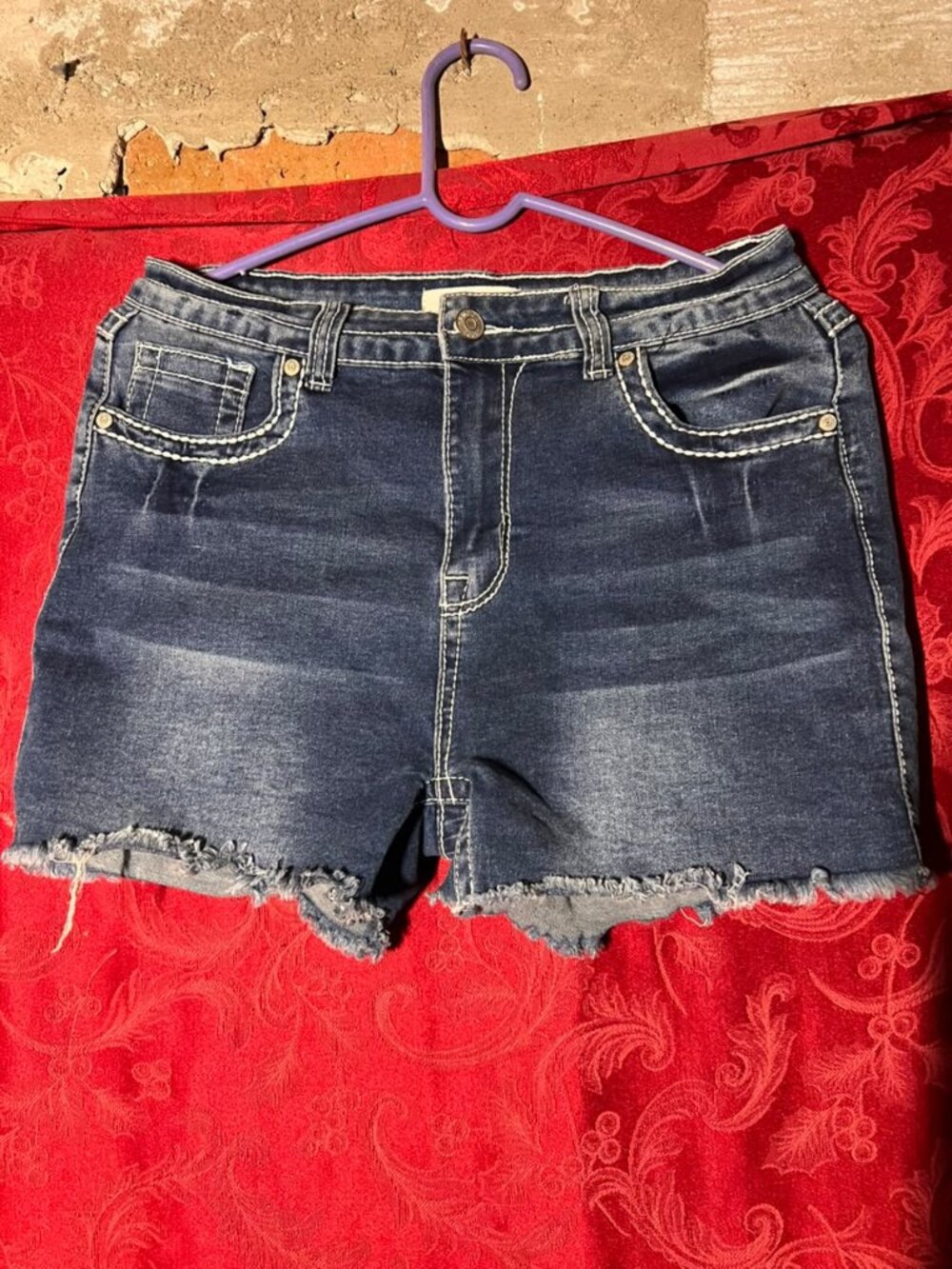 Bamboo Women's Size 13 Dark Wash Distressed Denim Cutoff Shorts